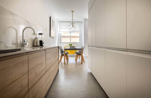 Eixample Apartment | Luxury Apartment in the Center