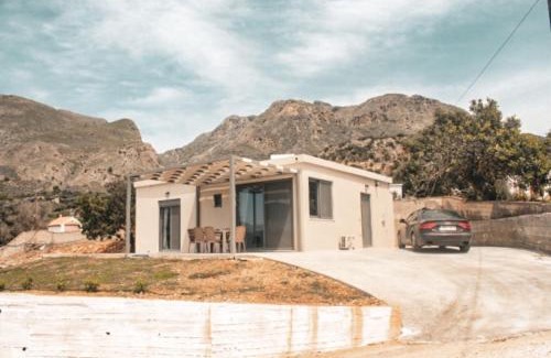 Fragkokastello Villa | Luxury apartment Reverie