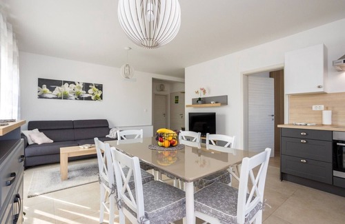 Vantacici Apartment | Luxury apartment with 2 bedrooms in Vantačići on the island of Krk