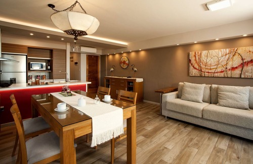 San Carlos de Bariloche Apartment | Luxury Rental on Lake Shore