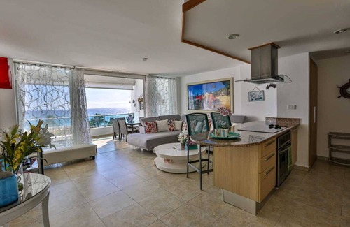 Villas Del Mar Condo | Luxury beach Front Apartment in Juan Dolio Beach