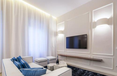Duomo Apartment | Luxury Blue Duomo by Mmega