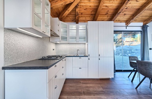 Susica House | Luxury Bungalow New Horizons III