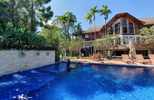 Khanong Phra Villa | LUXURY CABIN POOL VILLA, KHAO-YAI