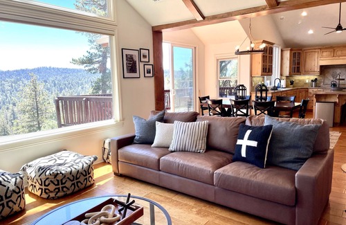 Blue Jay Cabin | Luxury cabin with a spectacular lake view, nestled in the pines!