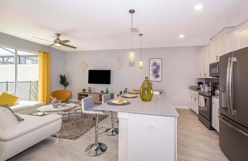 Davenport House | Luxury ChampionsGate Townhouse near Disney with Private Pool & Resort Access