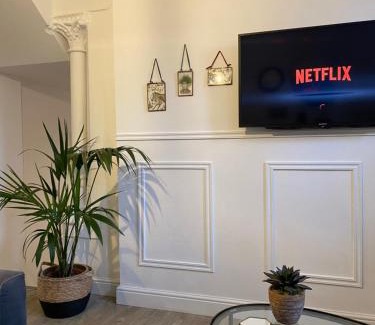 Chester Apartment | Luxury Chapel Apartment within City Walls