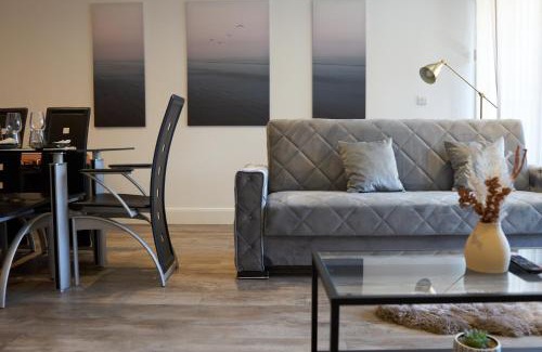 Brent Apartment | Luxury City Escape Apartments