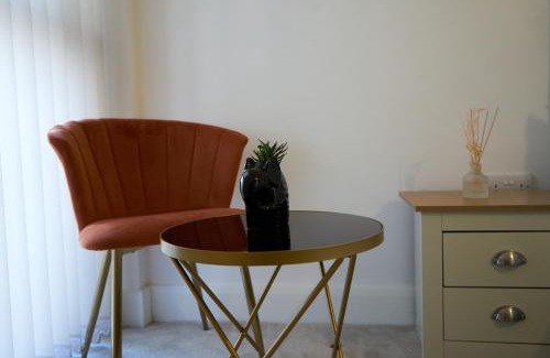 Brent Apartment | Luxury City Escape Apartments