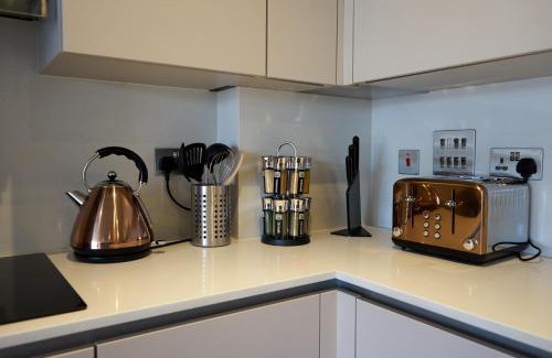 Brent Apartment | Luxury City Escape Apartments