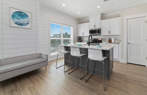 Orange Beach Cottage | Luxury Cottage! Netflix/Tesla Charger/Grill