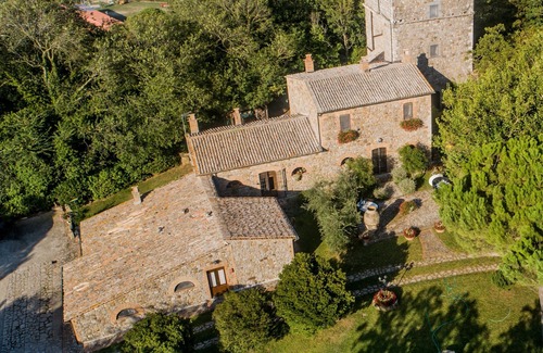 Castel Viscardo House | Luxury Country House for private and relaxing vacations