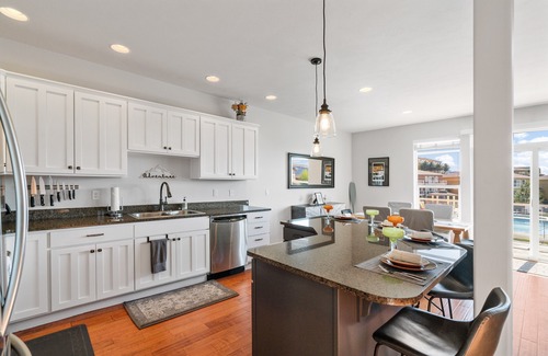 Quincy House | Luxury @ Crescent Bar! Pool & Free Golf!