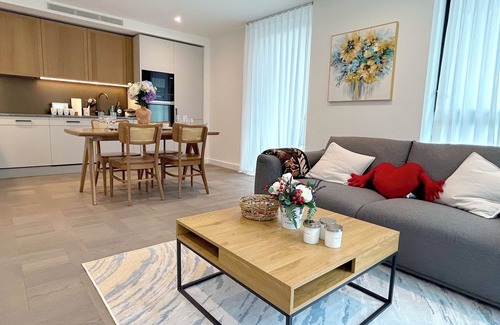 Tower Hill Apartment | Luxury Designer 2Bed 2Bath Flat by Tower Bridge