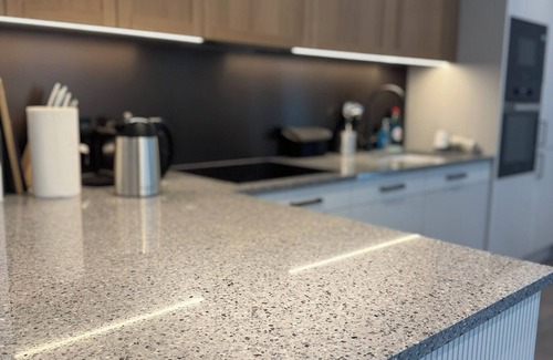 Tower Hill Apartment | Luxury Designer 2Bed 2Bath Flat by Tower Bridge