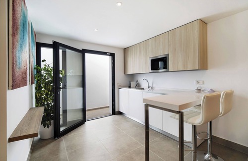 Poblado Sancti Petri Villa | Luxury "Manuela Sea Villa" with Infinity Pool, Air Condition, Fitness Area & Wi-Fi