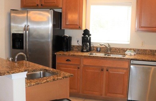 Bay Esplanade House | Luxury, Family Friendly Townhome - Rooftop Hot Tub Featuring Amazing Beach Views