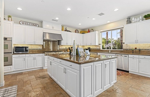 Encinitas House | Luxury Family Resort Home Near Beach~ Pool ~ Hot Tub ~ Sportcourt