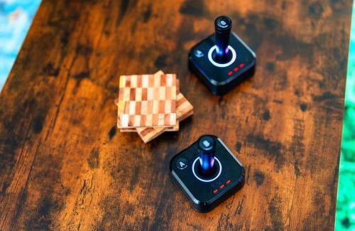 Austin House | Luxury, Fire Pit Sleeps 15 - Gameroom - Formula 1