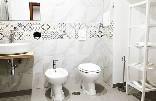 Bari Apartment | Luxury Flat in Center by the Sea