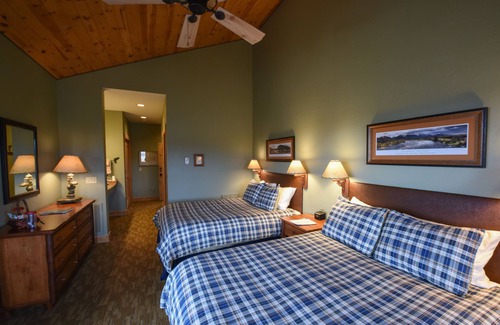 Ennis Cabin | Luxury Fly Fishing Lodge - Off-Season Retreat Rental Opportunity