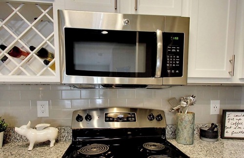 Jacksonville Condo | 🔆Luxury Gated Condo Heart ♥️ Everything!🔆