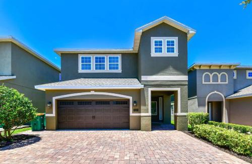 West Kissimmee House | Luxury Gated Resort. 330