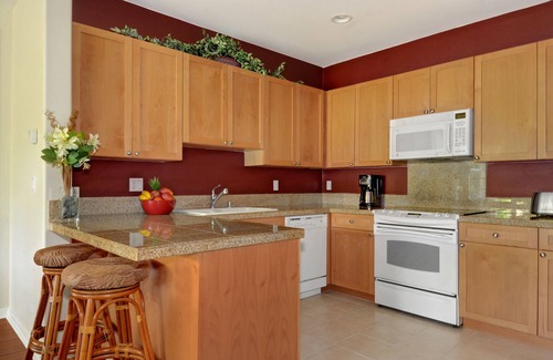 Princeville Condo | Luxury Hawaiian Style Condo with A/C, Nihilani 16A