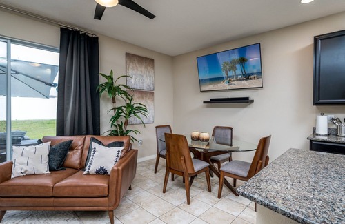 Riverview House | Luxury Hideaway in Sunshine State