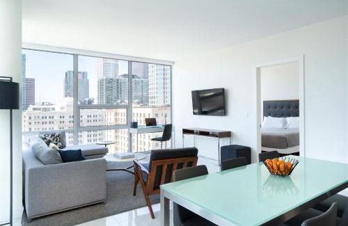 Downtown Los Angeles Apartment | Luxury Highrise Living Downtown LA