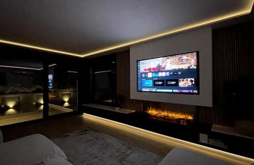 Peligros Villa | Luxury Home in Granada with Heated Pool