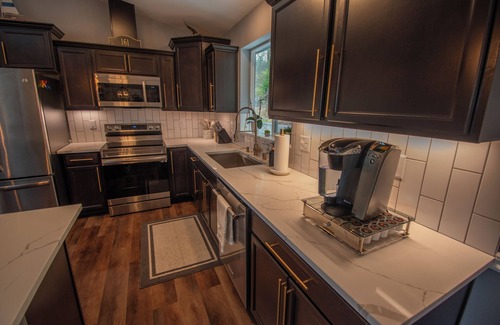 Shelton House | Luxury Home Retreat-Sweeping Views + Large Hot Tub