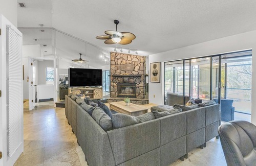Fruitville House | Luxury Home W/Pool - Family Friendly - Sleeps 10