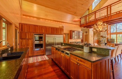 Boone House | Luxury Home with Putting Green & Hot Tub