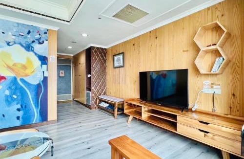 West District Apartment | Luxury House