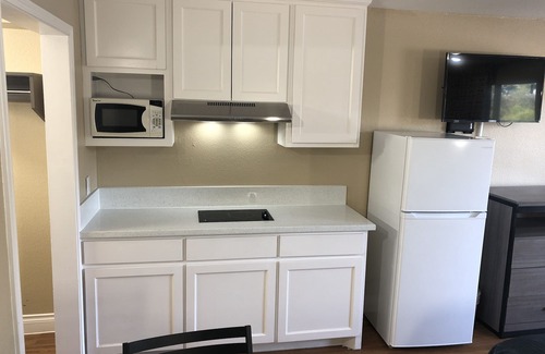 North Shore Hotel | Luxury Inn & Suites