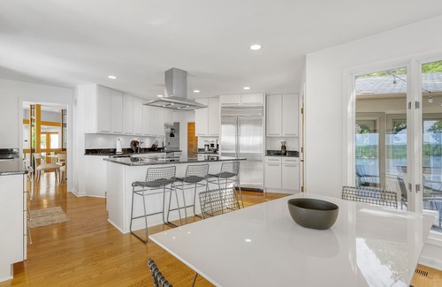 Sunrise Beach House | Luxury Lakefront Home-Heated Pool, Fireplace & Hot Tub