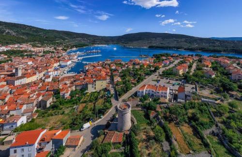 Cres Apartment | Luxury Landing