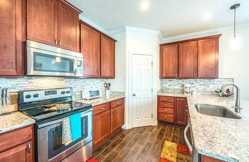 Jacksonville Beach Villa | Luxury Living - Modern Beach Townhouse