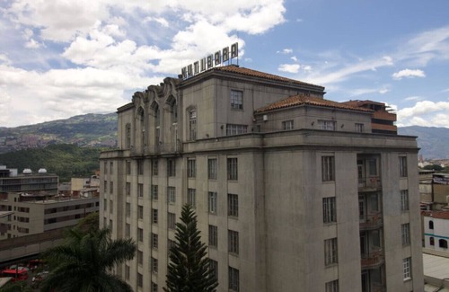 La Candelaria Apartment | Luxury Loft near plaza botero in Downtown Medellin