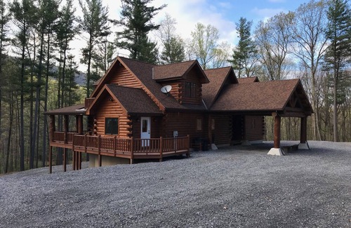 James Creek Cabin | Luxury Log Cabin on private, 25 acre wooded lot - minutes from Raystown Lake