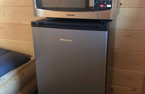 Huron Cabin | Luxury Long Neck Giraffe Cabin