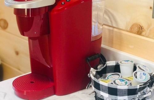 Huron Cabin | Luxury Long Neck Giraffe Cabin