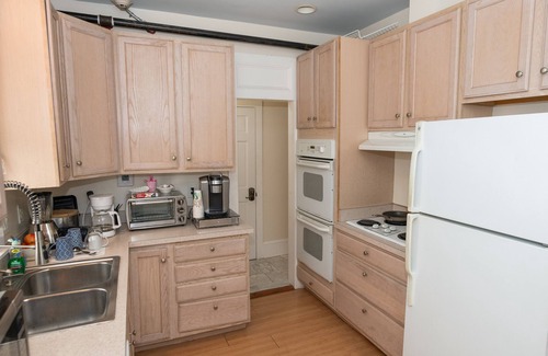 New Orleans Bed & Breakfast | Luxury Mansion Next To French Quarter