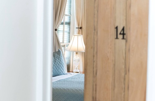 New Orleans Bed & Breakfast | Luxury Mansion Next To French Quarter