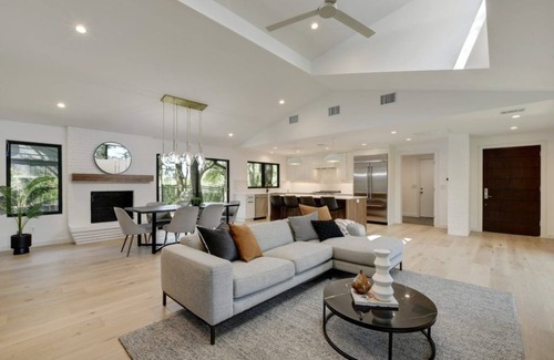 Barton Hills House | Luxury mid-century modern-inspired home