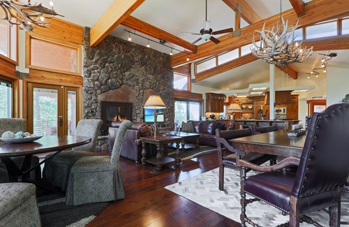 Pine House | Luxury Mountain Retreat, Pine, AZ: Top Amenities, Backs Forest, Stunning Views