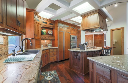 Pine House | Luxury Mountain Retreat, Pine, AZ: Top Amenities, Backs Forest, Stunning Views