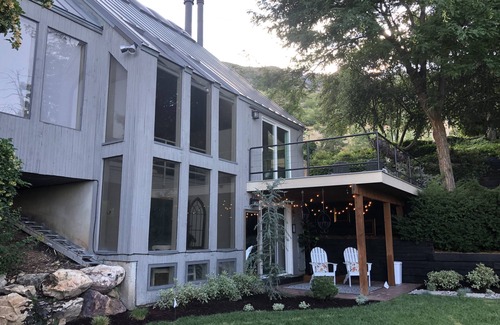 Holladay Apartment | Luxury Mountain Sanctuary