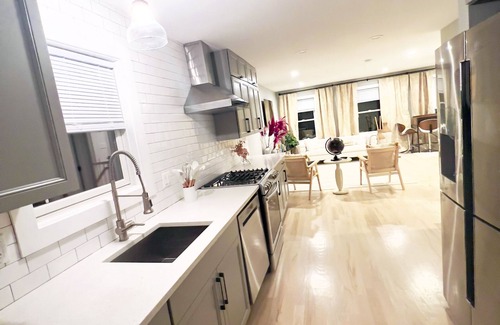 Montclair Condo | Luxury New-built - Beautiful 3 bedrooms+2 bathrooms Montclair Home